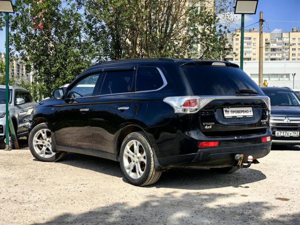 Mitsubishi Outlander III с пробегом 2014 года, цена 1 439 000 рублей, 253084 км, внедорожник, Автокод Объявления