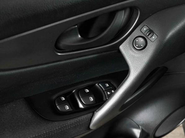 Nissan Qashqai II Рестайлинг с пробегом 2019 года, цена 1 490 000 рублей, 98152 км, внедорожник, Автокод Объявления