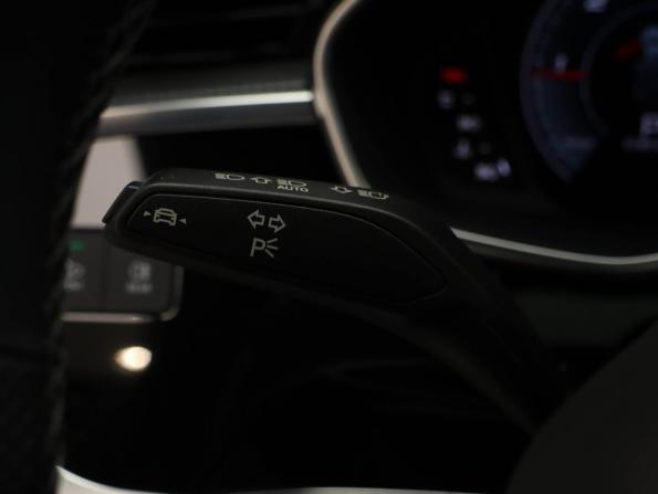 Audi Q3 Sportback II (F3) с пробегом 2022 года, цена 4 998 000 рублей, 11466 км, внедорожник, Автокод Объявления