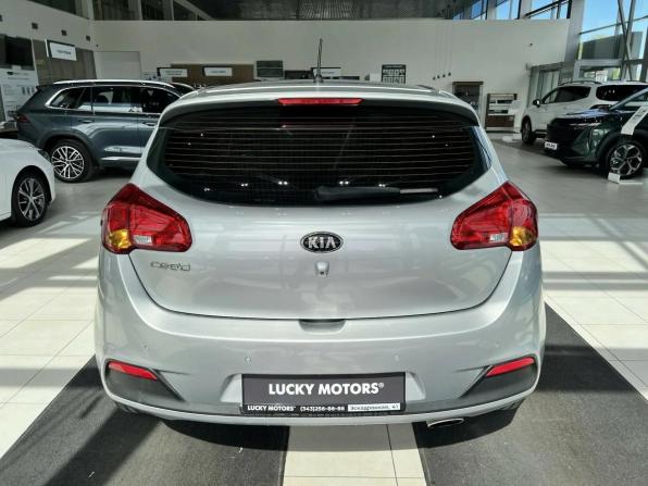 Kia Ceed II с пробегом 2013 года, цена 1 095 000 рублей, 185749 км, хэтчбек, Автокод Объявления