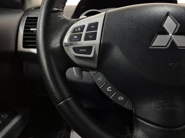 Mitsubishi Outlander II с пробегом 2008 года, цена 933 000 рублей, 245496 км, внедорожник, Автокод Объявления