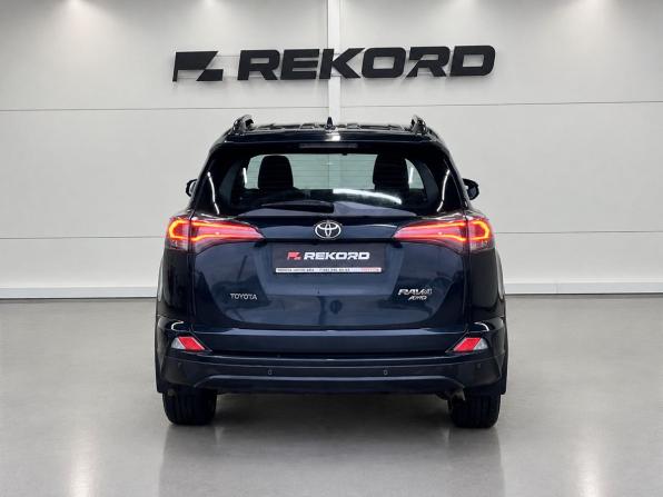 Toyota RAV4 IV (XA40) Рестайлинг с пробегом 2018 года, цена 2 499 000 рублей, 95524 км, внедорожник, Автокод Объявления