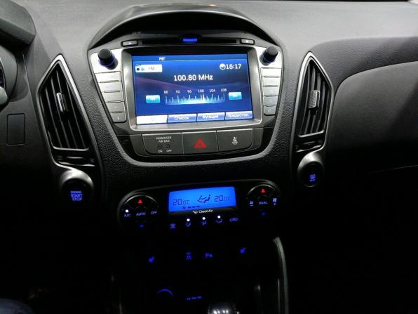 Hyundai ix35 I Рестайлинг с пробегом 2014 года, цена 1 423 000 рублей, 137334 км, внедорожник, Автокод Объявления
