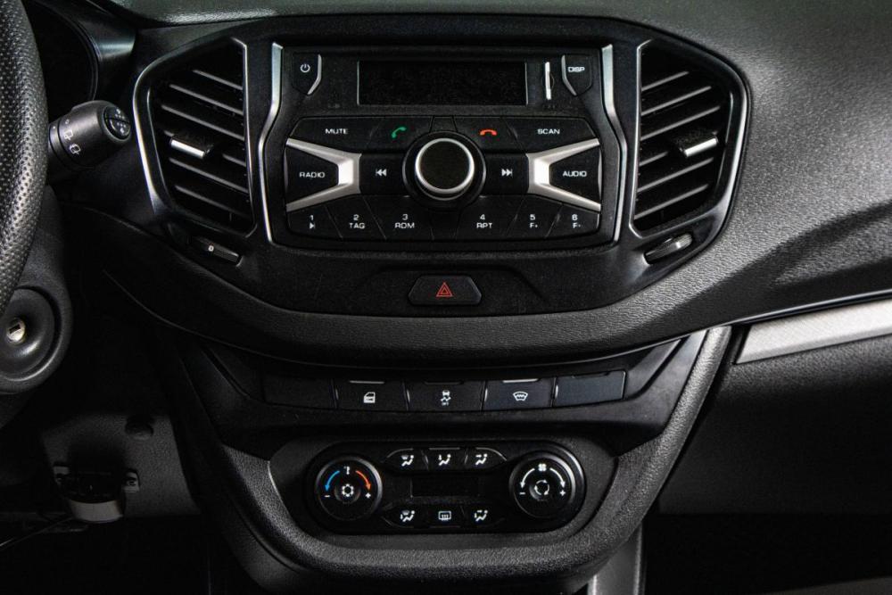 Lada (ВАЗ) Vesta I Сургут  - изображение 14