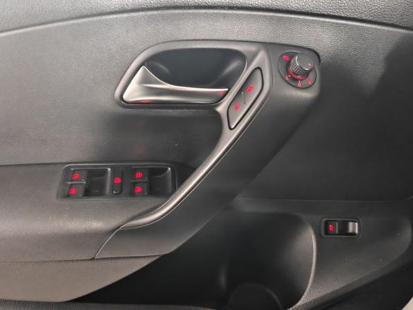 Volkswagen Polo V Рестайлинг с пробегом 2019 года, цена 1 297 000 рублей, 74465 км, седан, Автокод Объявления
