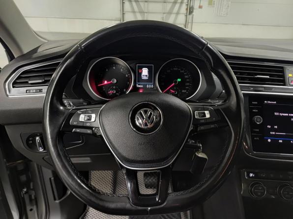 Volkswagen Tiguan II с пробегом 2019 года, цена 2 432 000 рублей, 139609 км, внедорожник, Автокод Объявления