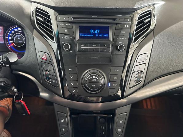 Hyundai i40 I Рестайлинг с пробегом 2015 года, цена 1 310 000 рублей, 164000 км, седан, Автокод Объявления