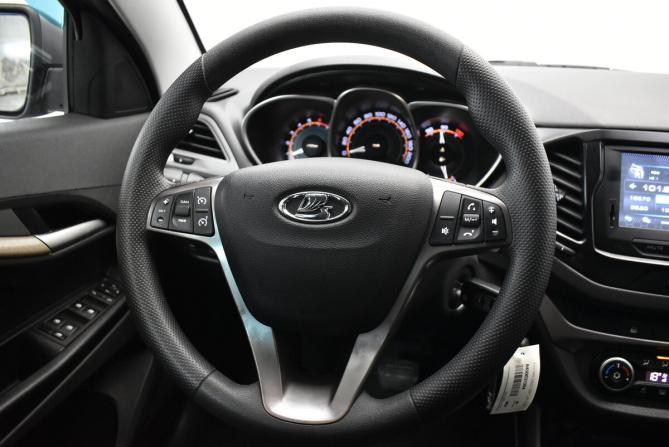 Lada (ВАЗ) Vesta I с пробегом 2018 года, цена 915 000 рублей, 79511 км, седан, Автокод Объявления