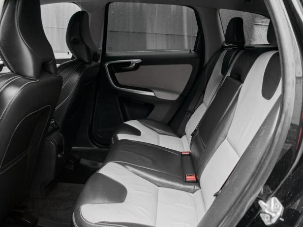 Volvo XC60 I Рестайлинг с пробегом 2014 года, цена 2 200 000 рублей, 181000 км, внедорожник, Автокод Объявления
