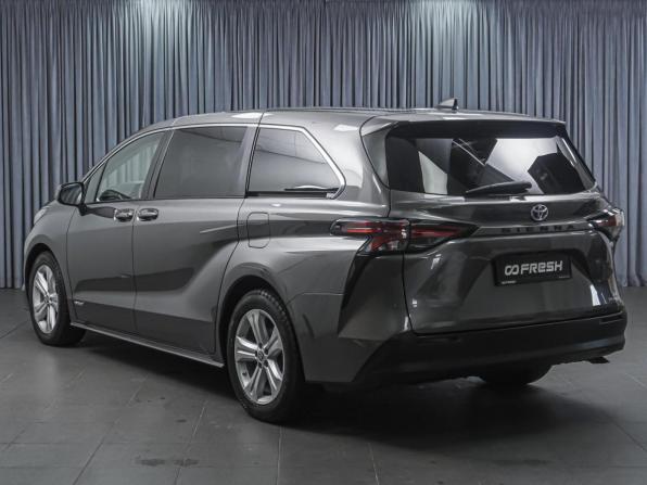 Toyota Sienna IV с пробегом 2021 года, цена 4 187 000 рублей, 81323 км, минивэн, Автокод Объявления