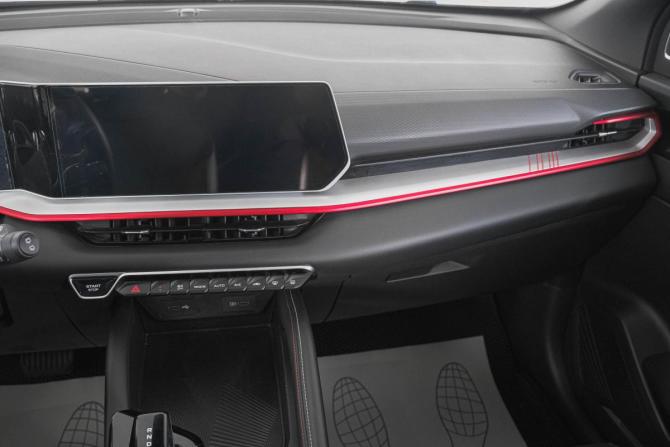 Geely Coolray I Рестайлинг с пробегом 2024 года, цена 2 329 000 рублей, 17000 км, внедорожник, Автокод Объявления