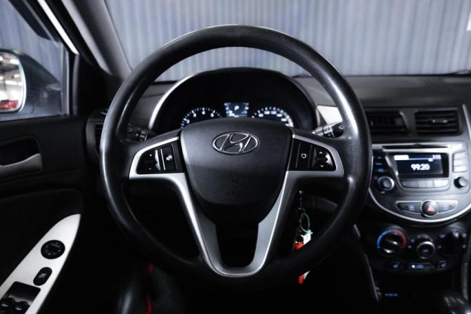 Hyundai Solaris I с пробегом 2012 года, цена 649 999 рублей, 187092 км, хэтчбек, Автокод Объявления