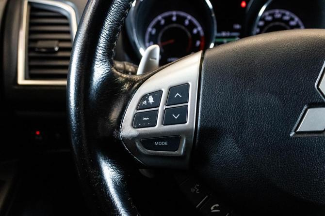 Mitsubishi ASX I Рестайлинг с пробегом 2012 года, цена 1 365 000 рублей, 175724 км, внедорожник, Автокод Объявления