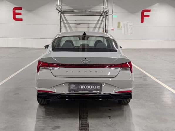 Hyundai Elantra VII (CN7) с пробегом 2021 года, цена 2 050 000 рублей, 52451 км, седан, Автокод Объявления