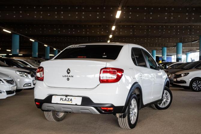 Renault Logan II Рестайлинг с пробегом 2022 года, цена 1 089 000 рублей, 135098 км, седан, Автокод Объявления