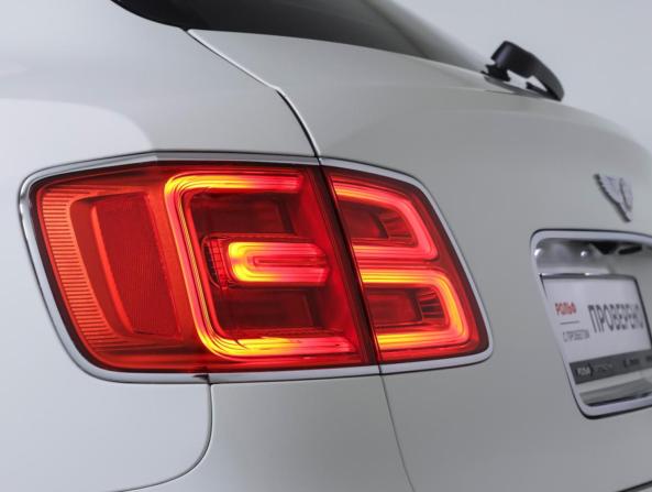 Bentley Bentayga I с пробегом 2019 года, цена 9 350 000 рублей, 103966 км, внедорожник, Автокод Объявления