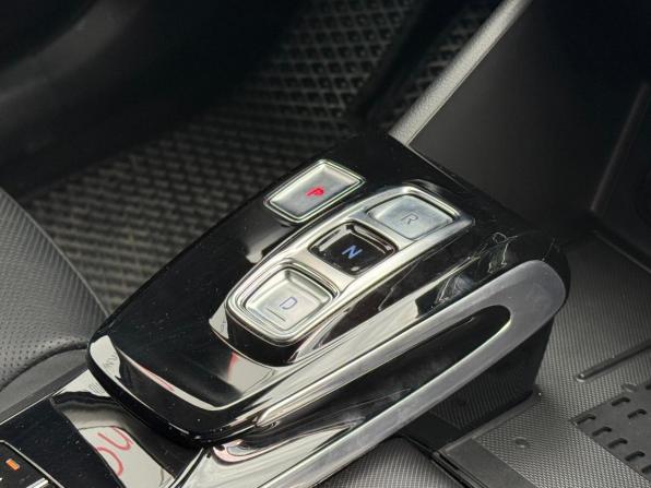 Hyundai Sonata VIII (DN8) с пробегом 2022 года, цена 3 049 000 рублей, 30133 км, седан, Автокод Объявления