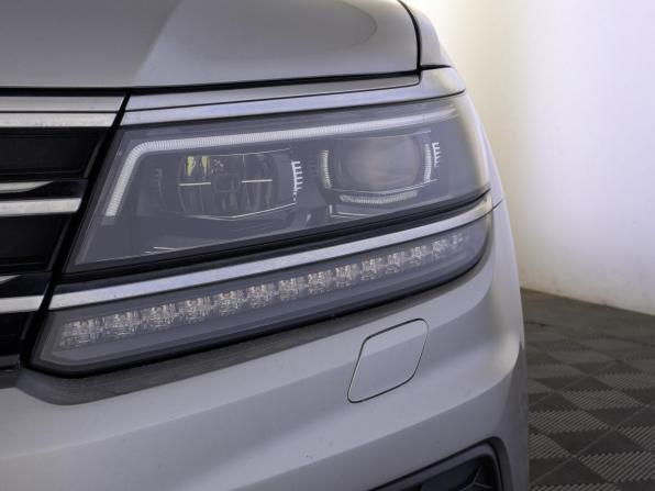 Volkswagen Tiguan II с пробегом 2020 года, цена 2 680 000 рублей, 146873 км, внедорожник, Автокод Объявления