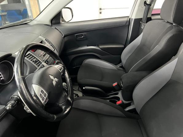 Mitsubishi Outlander II Рестайлинг с пробегом 2011 года, цена 965 000 рублей, 256000 км, внедорожник, Автокод Объявления