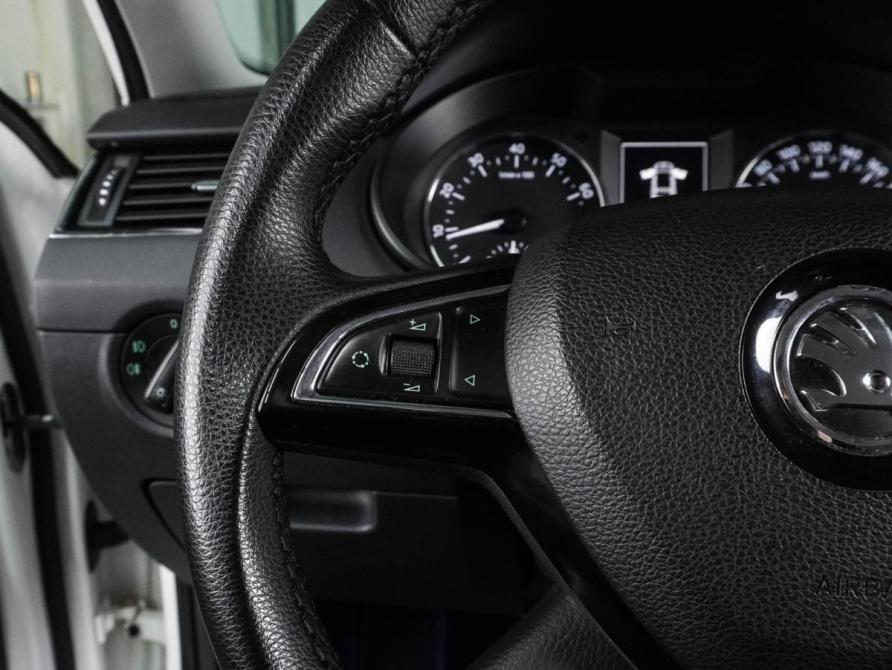 Skoda Octavia III (A7) Воронеж  - изображение 16