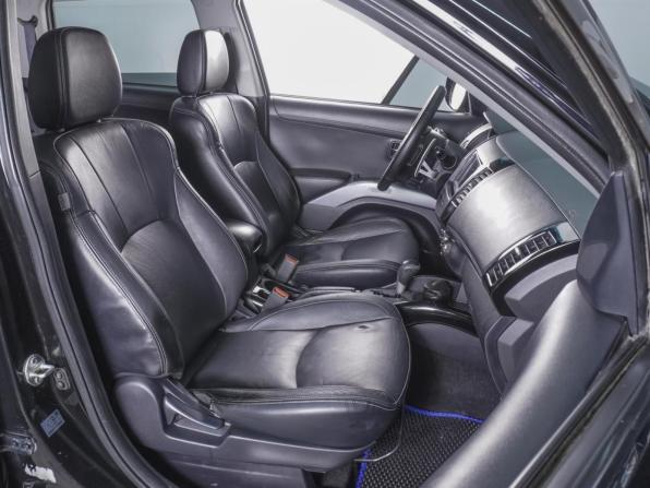 Mitsubishi Outlander II Рестайлинг с пробегом 2011 года, цена 1 080 000 рублей, 271020 км, внедорожник, Автокод Объявления