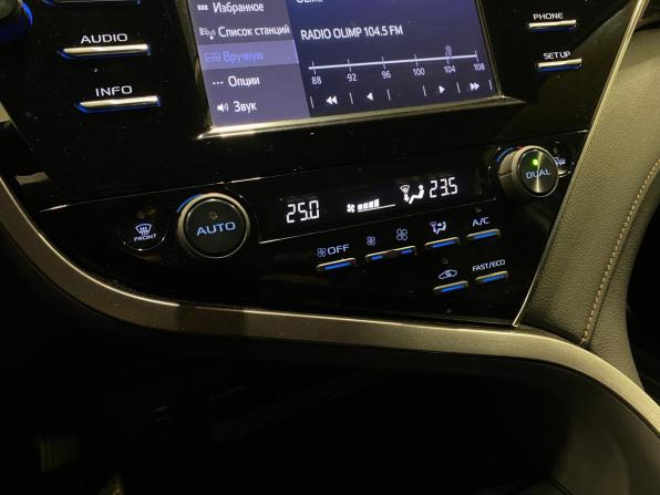 Toyota Camry VIII (XV70) с пробегом 2020 года, цена 2 939 000 рублей, 73612 км, седан, Автокод Объявления