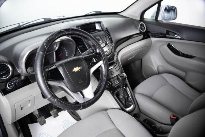 Chevrolet Orlando I с пробегом 2012 года, цена 949 000 рублей, 227335 км, компактвэн, Автокод Объявления
