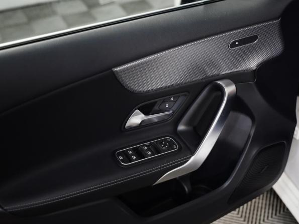 Mercedes-Benz A-Класс IV (W177) с пробегом 2018 года, цена 2 089 777 рублей, 75422 км, хэтчбек, Автокод Объявления