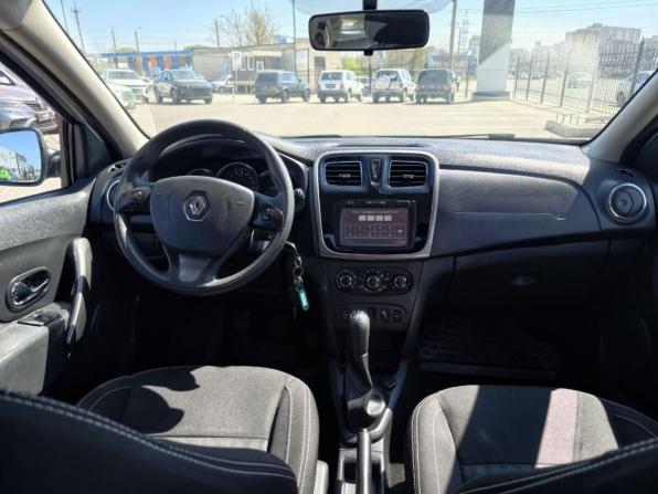 Renault Logan II с пробегом 2017 года, цена 650 000 рублей, 126282 км, седан, Автокод Объявления