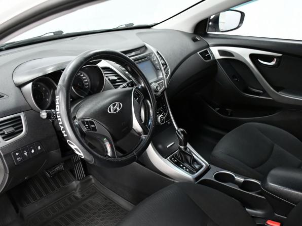 Hyundai Elantra V (MD) Рестайлинг с пробегом 2014 года, цена 947 000 рублей, 201000 км, седан, Автокод Объявления