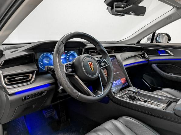 Hongqi H5 II с пробегом 2023 года, цена 2 995 000 рублей, 18400 км, седан, Автокод Объявления