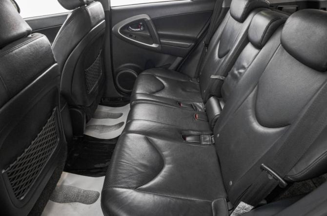 Toyota RAV4 III (XA30) с пробегом 2007 года, цена 1 329 000 рублей, 236000 км, внедорожник, Автокод Объявления