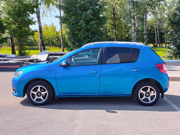 Renault Sandero II с пробегом 2016 года, цена 697 000 рублей, 212496 км, хэтчбек, Автокод Объявления