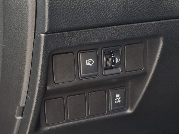Nissan Qashqai II с пробегом 2015 года, цена 1 195 000 рублей, 131356 км, внедорожник, Автокод Объявления