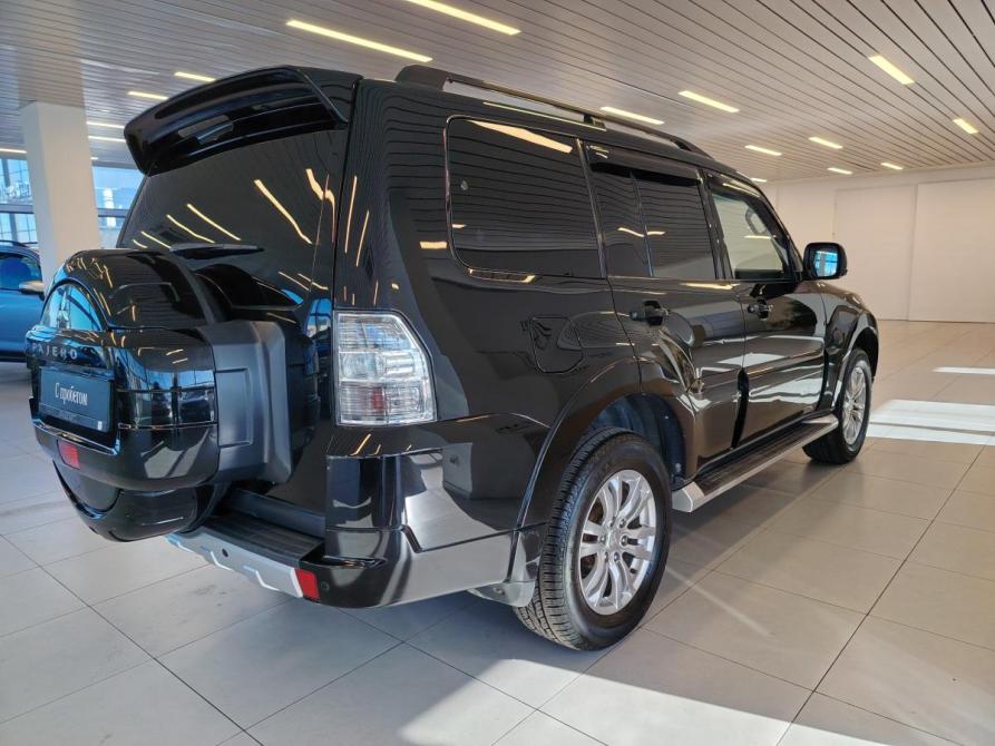 Mitsubishi Pajero IV Рестайлинг 1 Санкт-Петербург  - изображение 2