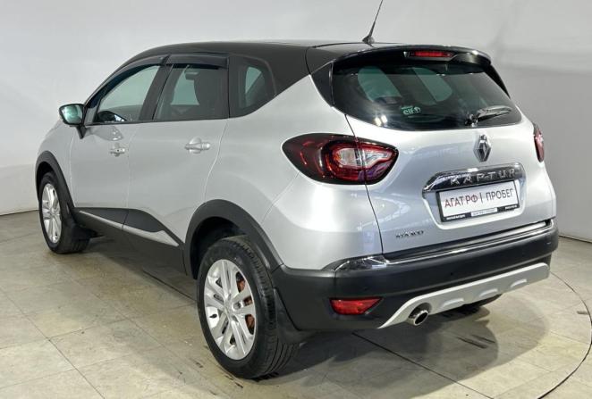 Renault Kaptur I с пробегом 2017 года, цена 1 350 000 рублей, 110295 км, внедорожник, Автокод Объявления