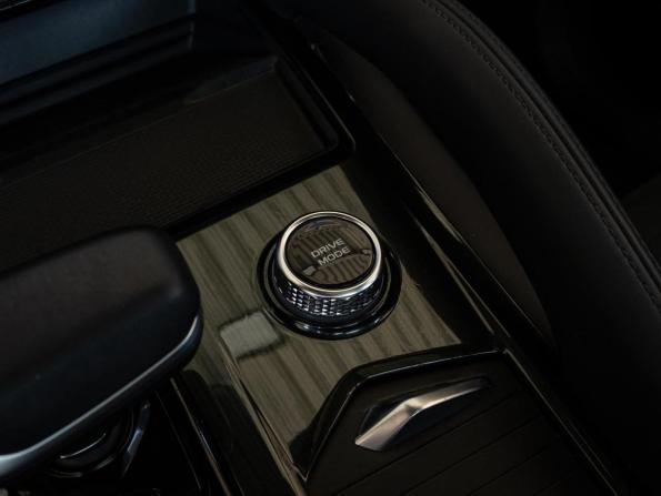 Geely Monjaro I с пробегом 2023 года, цена 2 950 000 рублей, 62116 км, внедорожник, Автокод Объявления
