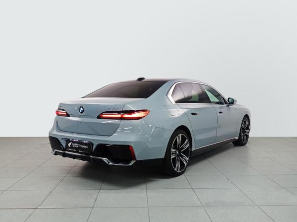BMW 7 серии VII (G70) с пробегом 2024 года, цена 13 600 000 рублей, 22574 км, седан, Автокод Объявления