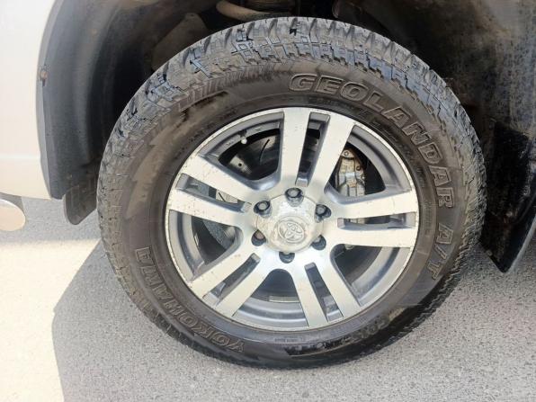 Toyota Land Cruiser Prado 150 Series Рестайлинг 1 с пробегом 2014 года, цена 3 600 000 рублей, 193000 км, внедорожник, Автокод Объявления