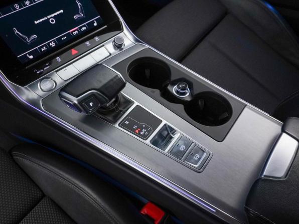Audi A6 V (C8) с пробегом 2019 года, цена 3 399 099 рублей, 70812 км, седан, Автокод Объявления