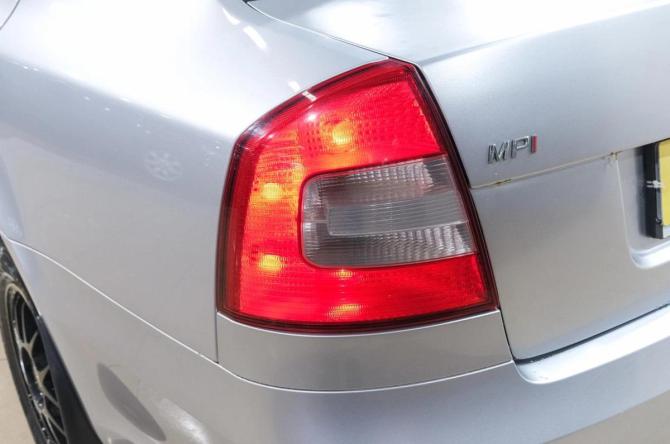 Skoda Octavia II (A5) Рестайлинг с пробегом 2013 года, цена 949 000 рублей, 255000 км, лифтбек, Автокод Объявления
