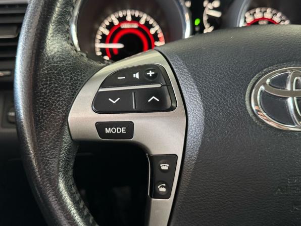 Toyota Highlander II (XU40) Рестайлинг с пробегом 2012 года, цена 1 799 000 рублей, 213558 км, внедорожник, Автокод Объявления