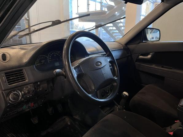 Lada (ВАЗ) Priora I с пробегом 2012 года, цена 265 000 рублей, 270658 км, хэтчбек, Автокод Объявления