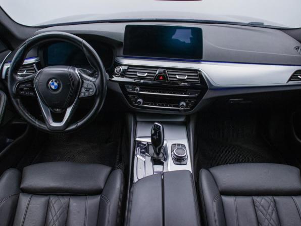 BMW 5 серии VII (G30/G31/G38) Рестайлинг с пробегом 2022 года, цена 4 100 000 рублей, 70500 км, седан, Автокод Объявления