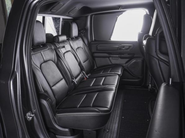 Ram 1500 V с пробегом 2022 года, цена 7 730 000 рублей, 32177 км, offers.body_type.unknown, Автокод Объявления
