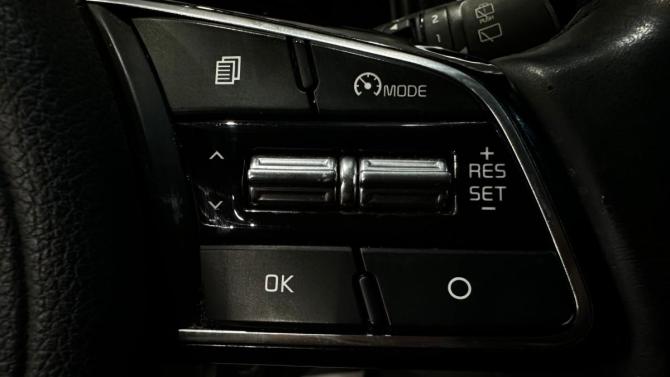 Kia Sportage IV Рестайлинг с пробегом 2021 года, цена 2 465 000 рублей, 42982 км, внедорожник, Автокод Объявления