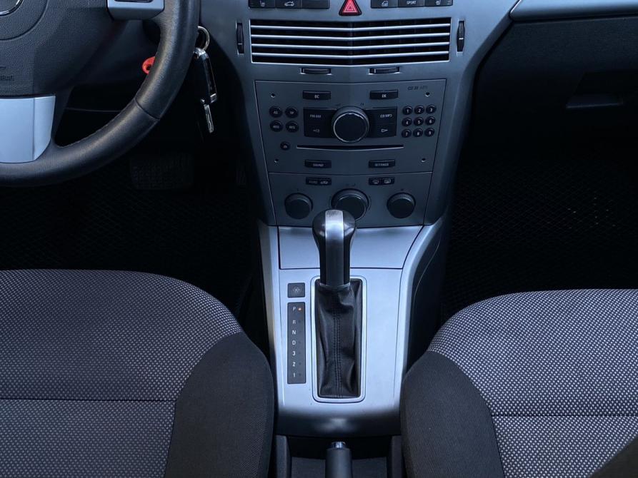 Opel Astra H Рестайлинг Москва  - изображение 12