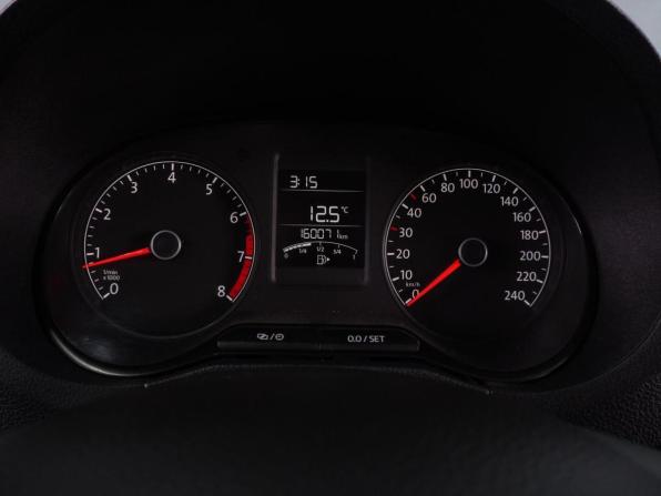 Volkswagen Polo V Рестайлинг с пробегом 2016 года, цена 1 084 000 рублей, 160071 км, седан, Автокод Объявления