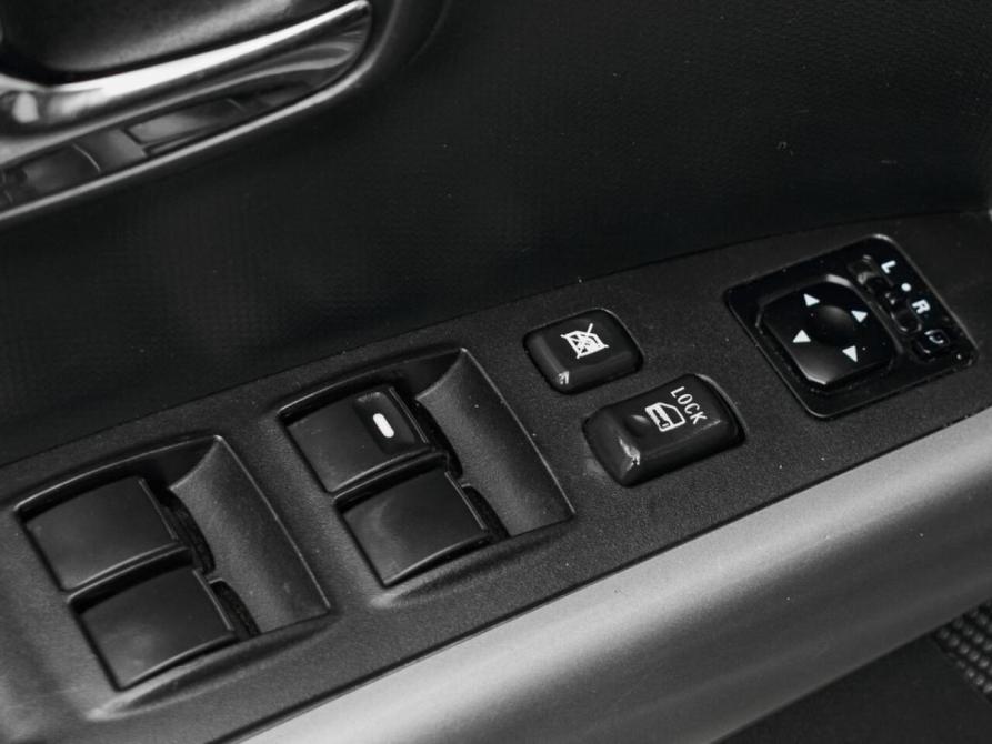 Mitsubishi Outlander II Рестайлинг Екатеринбург  - изображение 21