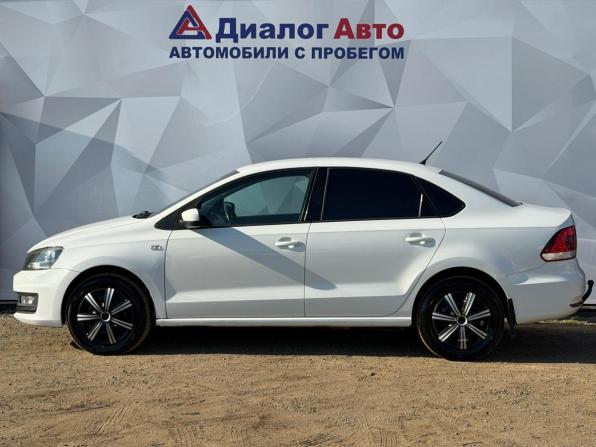Volkswagen Polo V Рестайлинг с пробегом 2016 года, цена 750 000 рублей, 190000 км, седан, Автокод Объявления